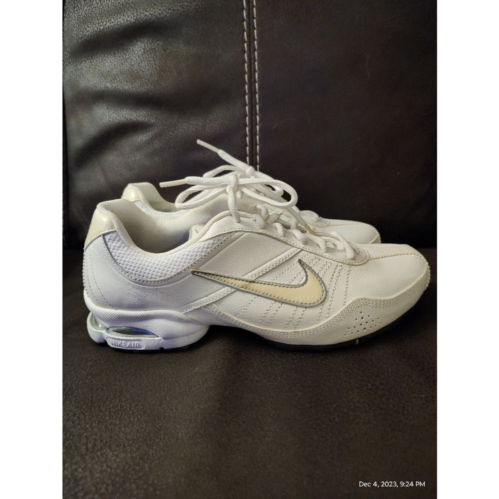 Nike Air Exceed Training Shoes Sneakers White Leather Lace 366650-111 Women US 8